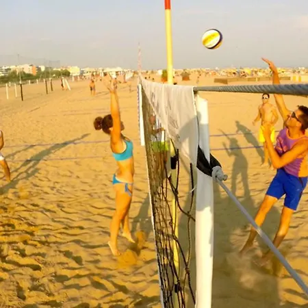 Fun And Relax By The Pool-beahost Lägenhet Bibione