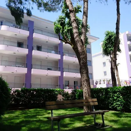 Lägenhet Fun And Relax By The Pool-beahost *