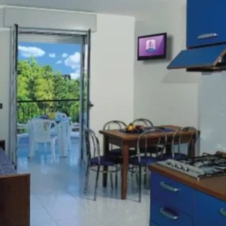 Fun And Relax By The Pool-beahost Appartement *