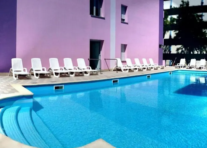 Fun And Relax By The Pool-beahost Appartement *